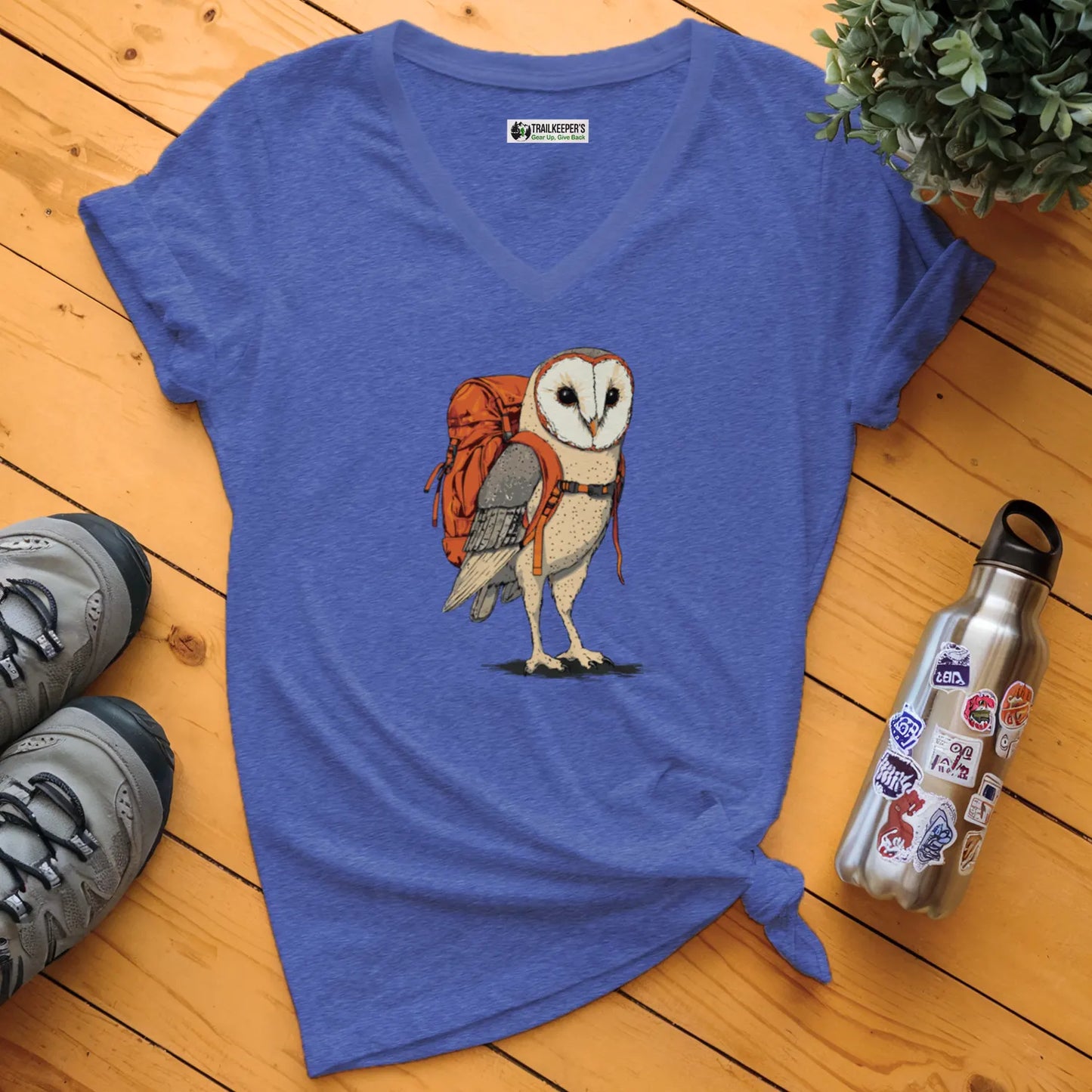 Barn Owl Backpacker V-Neck T-Shirt
