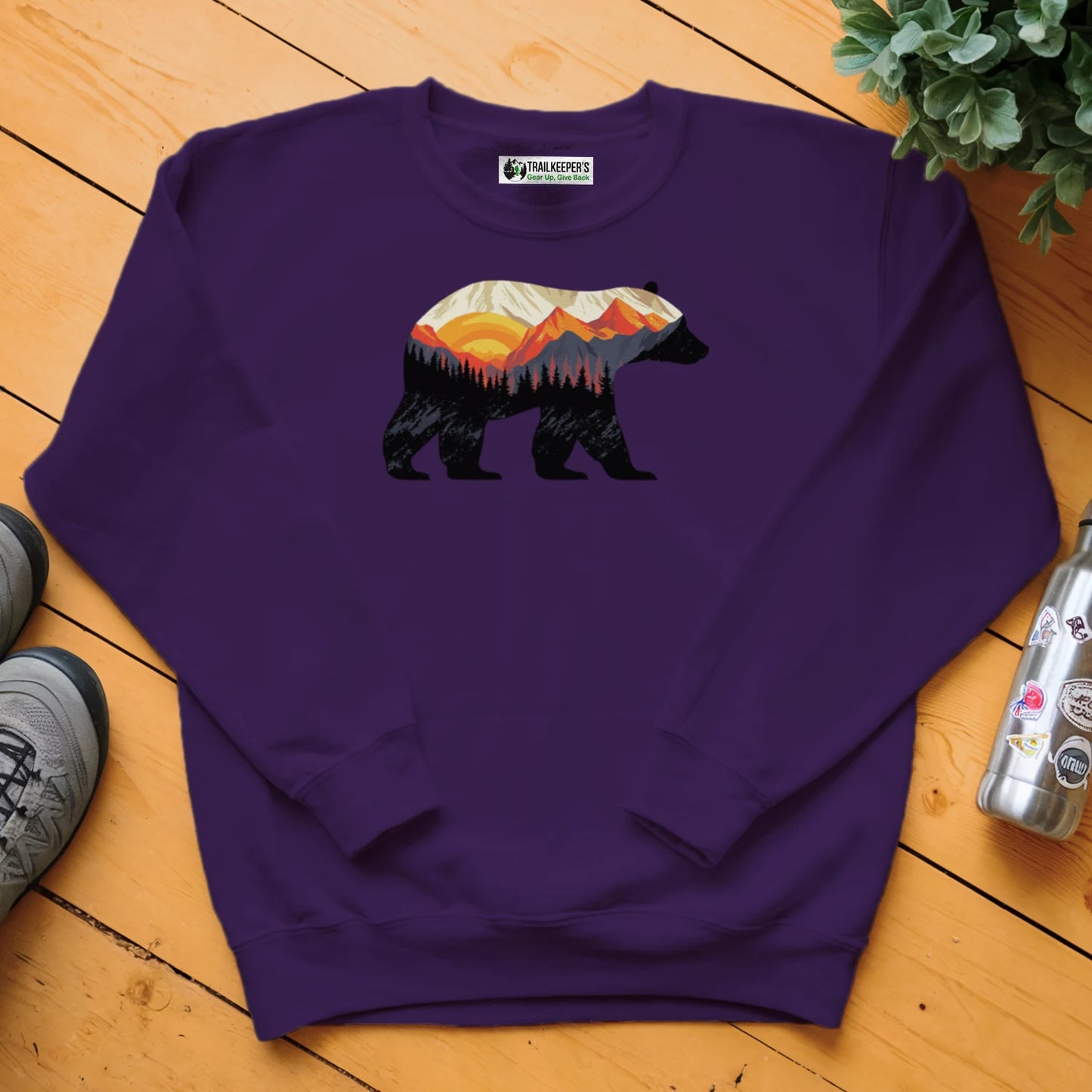 Bear Mountain Scenery Sweatshirt