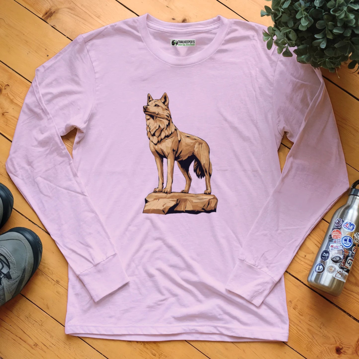 Carved Wolf Statue Long Sleeve T-Shirt