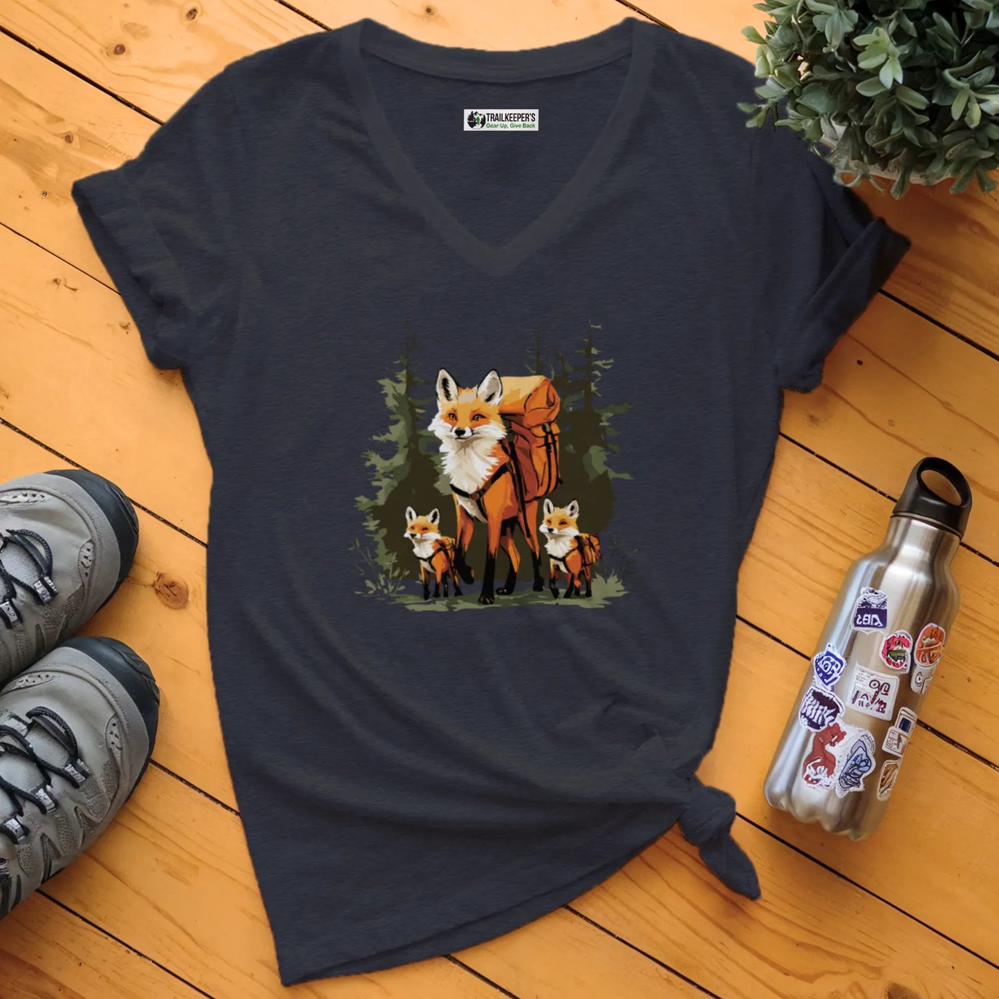 Fox Backpacker Family V-Neck T-Shirt