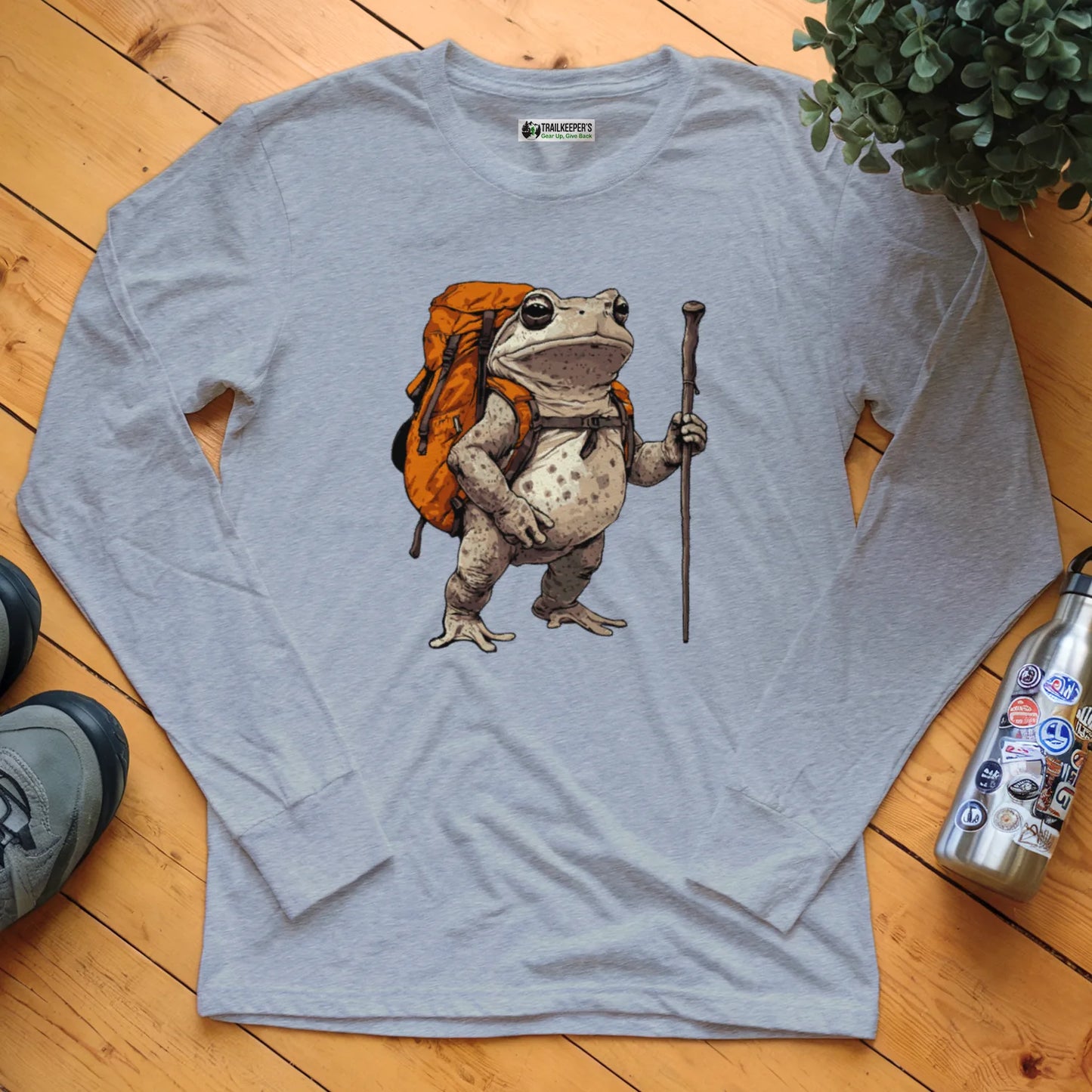 Grey Tree Frog Backpacker Long Sleeve T-Shirt