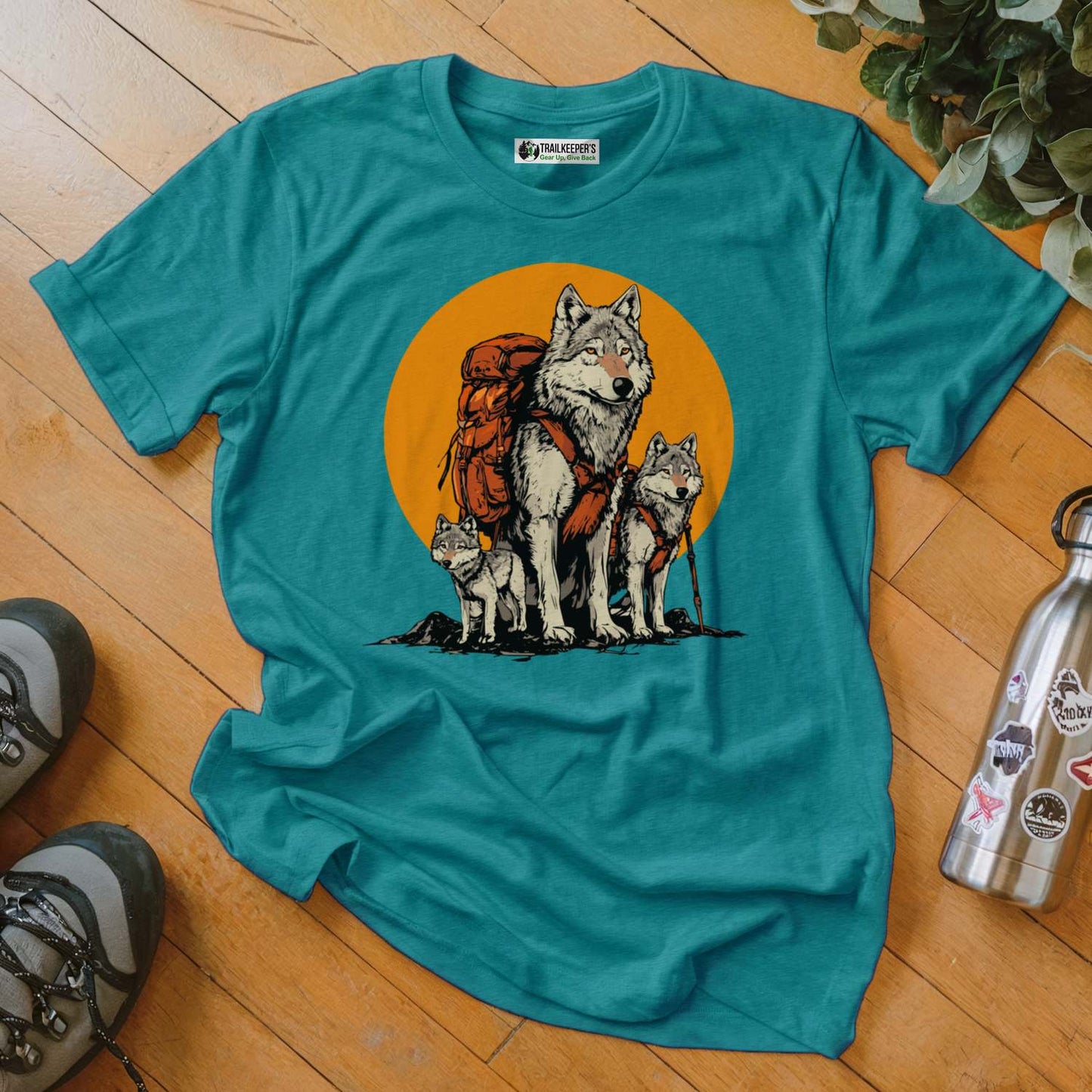 Wolf Backpacker Family T-Shirt