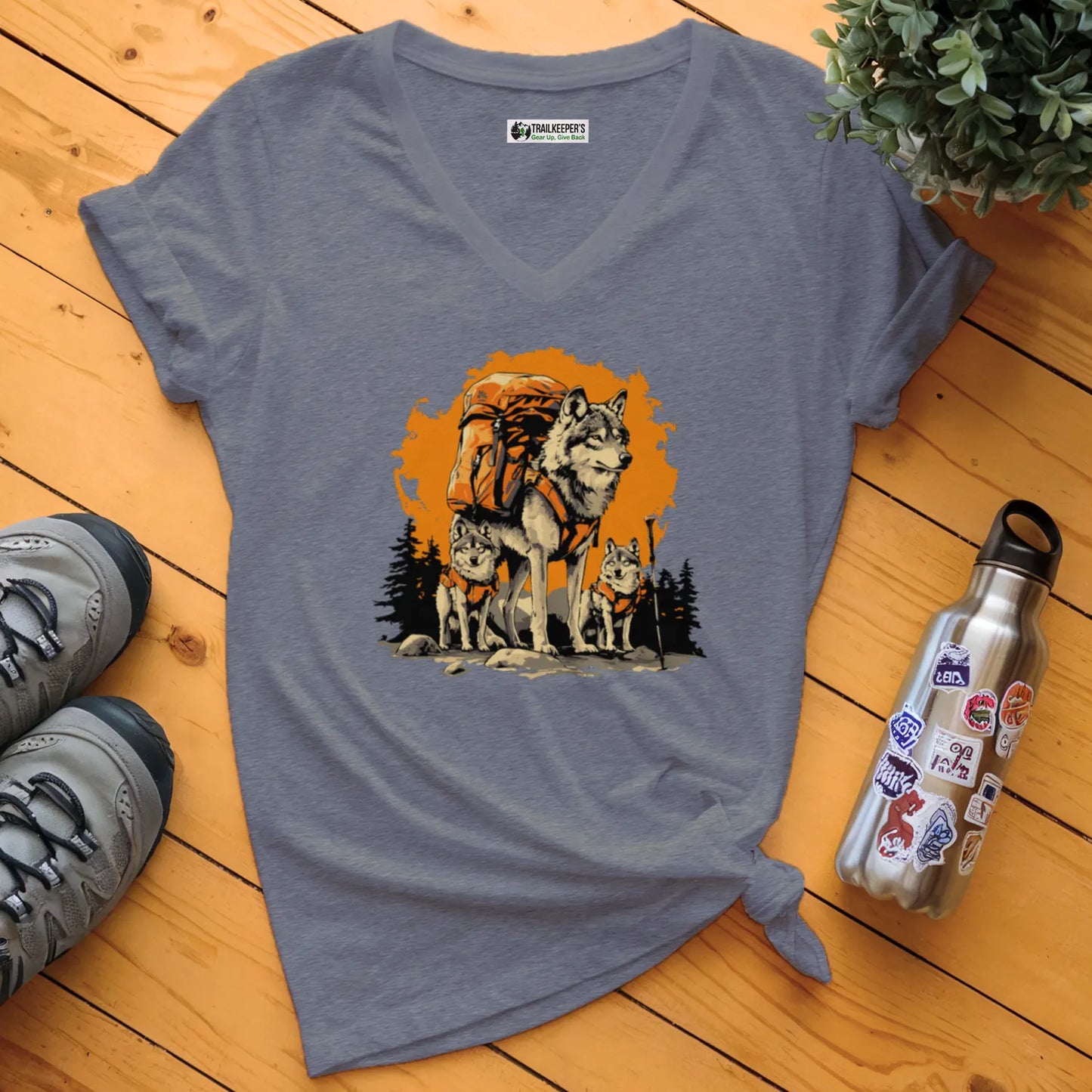 Wolf Backpacker Family V-Neck T-Shirt