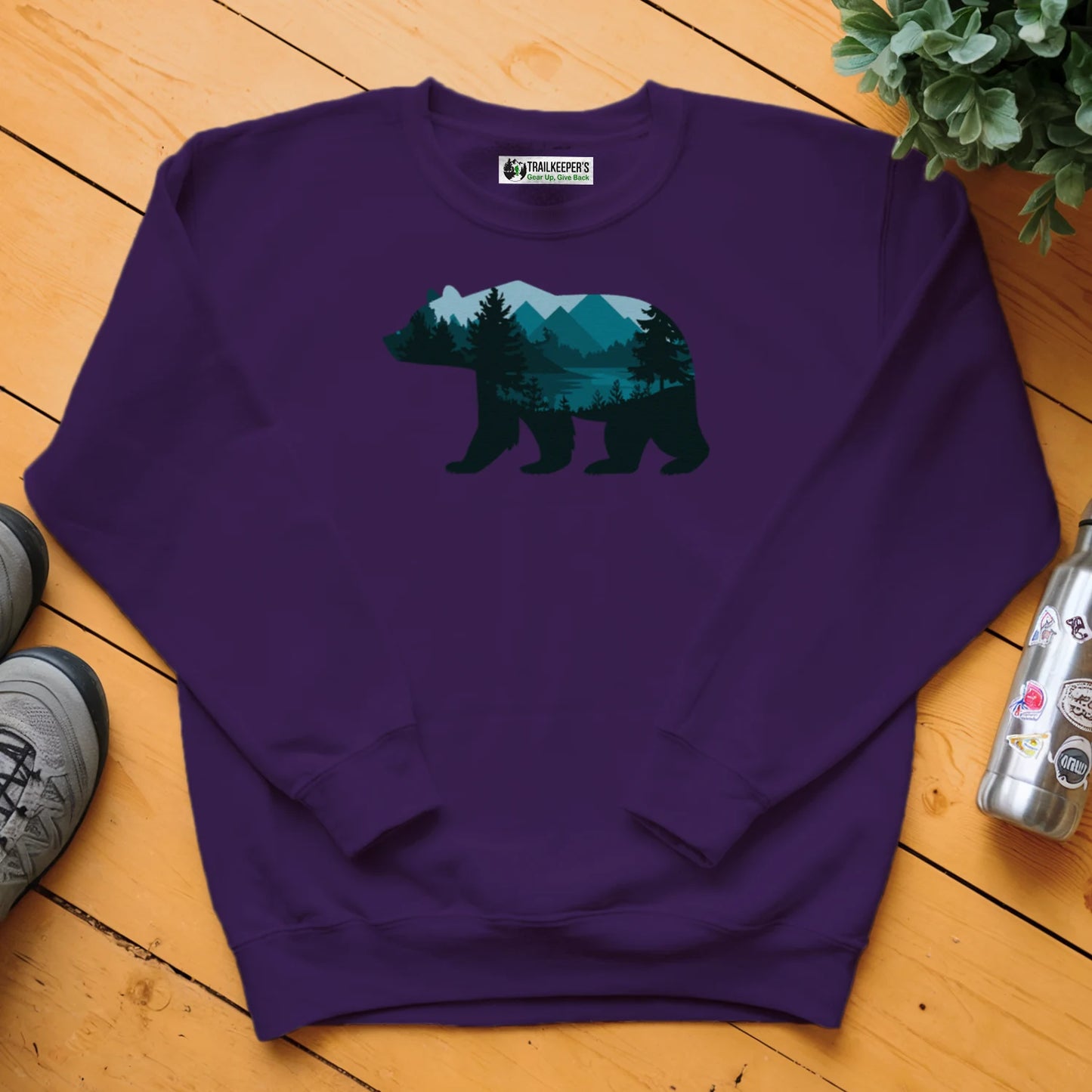 Bear Mountain Scenery Sweatshirt