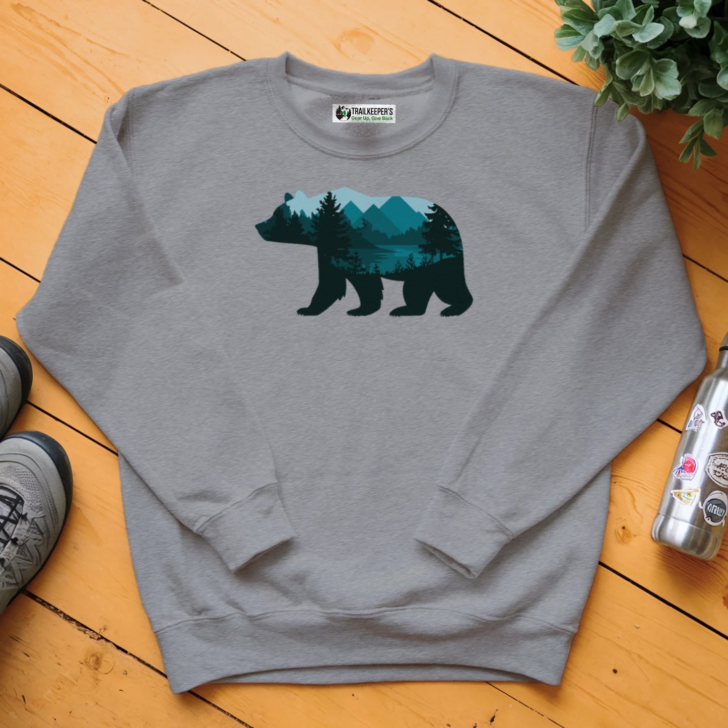 Bear Mountain Scenery Sweatshirt