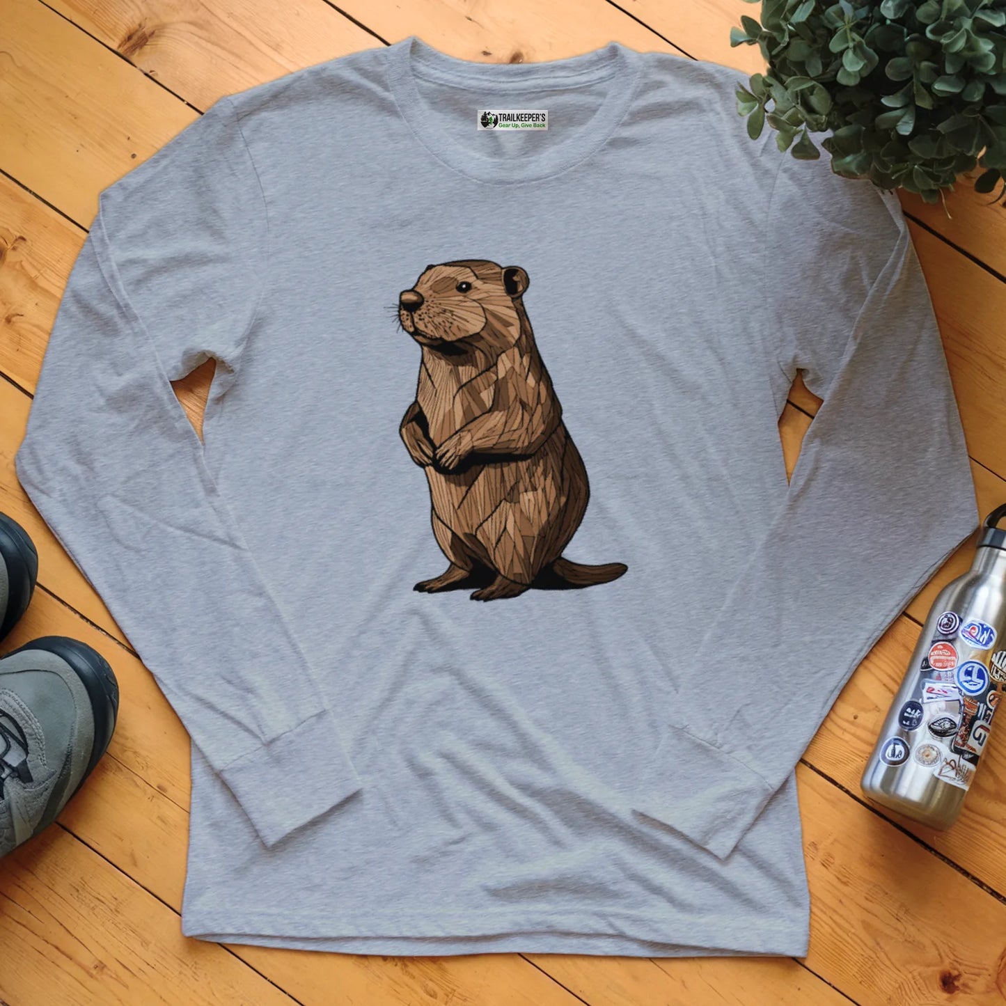 Carved Beaver Statue Long Sleeve T-Shirt