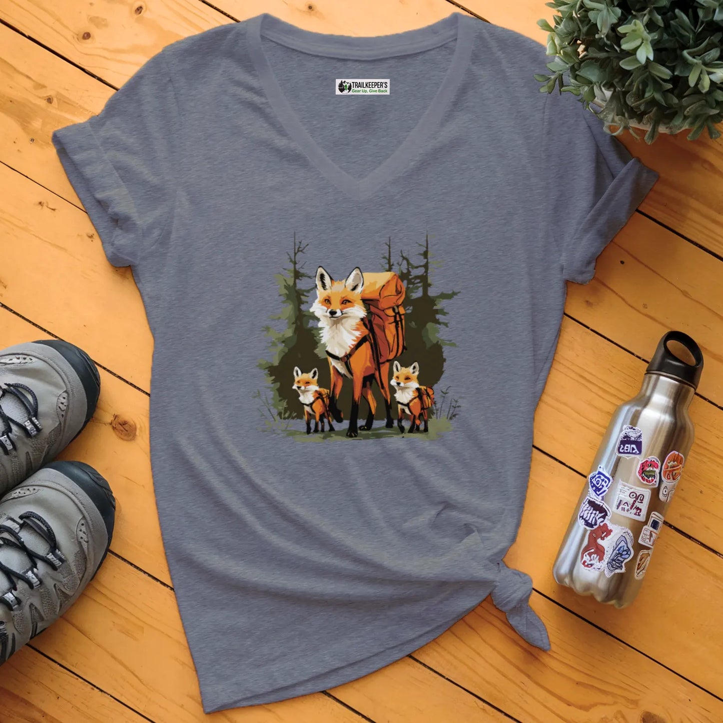 Fox Backpacker Family V-Neck T-Shirt
