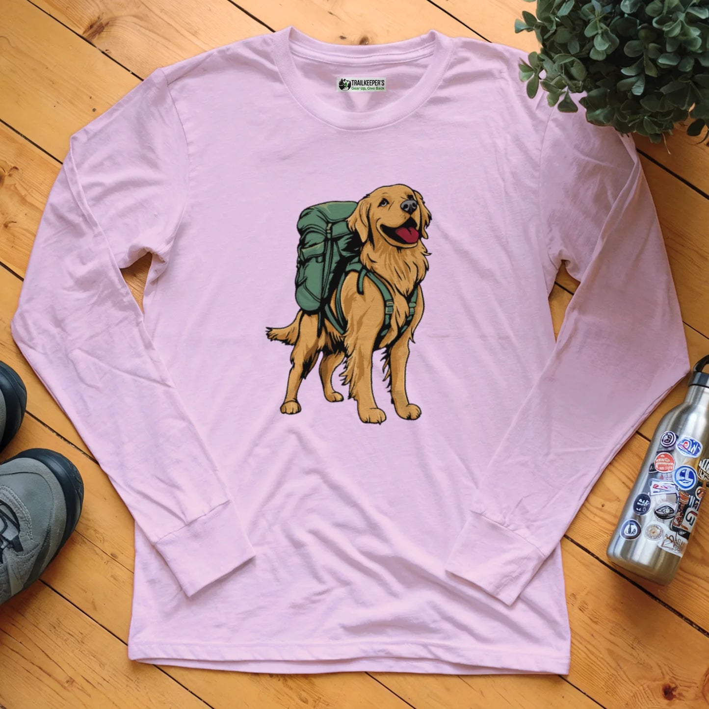 Golden Retriever Backpacker Long Sleeve T-Shirt