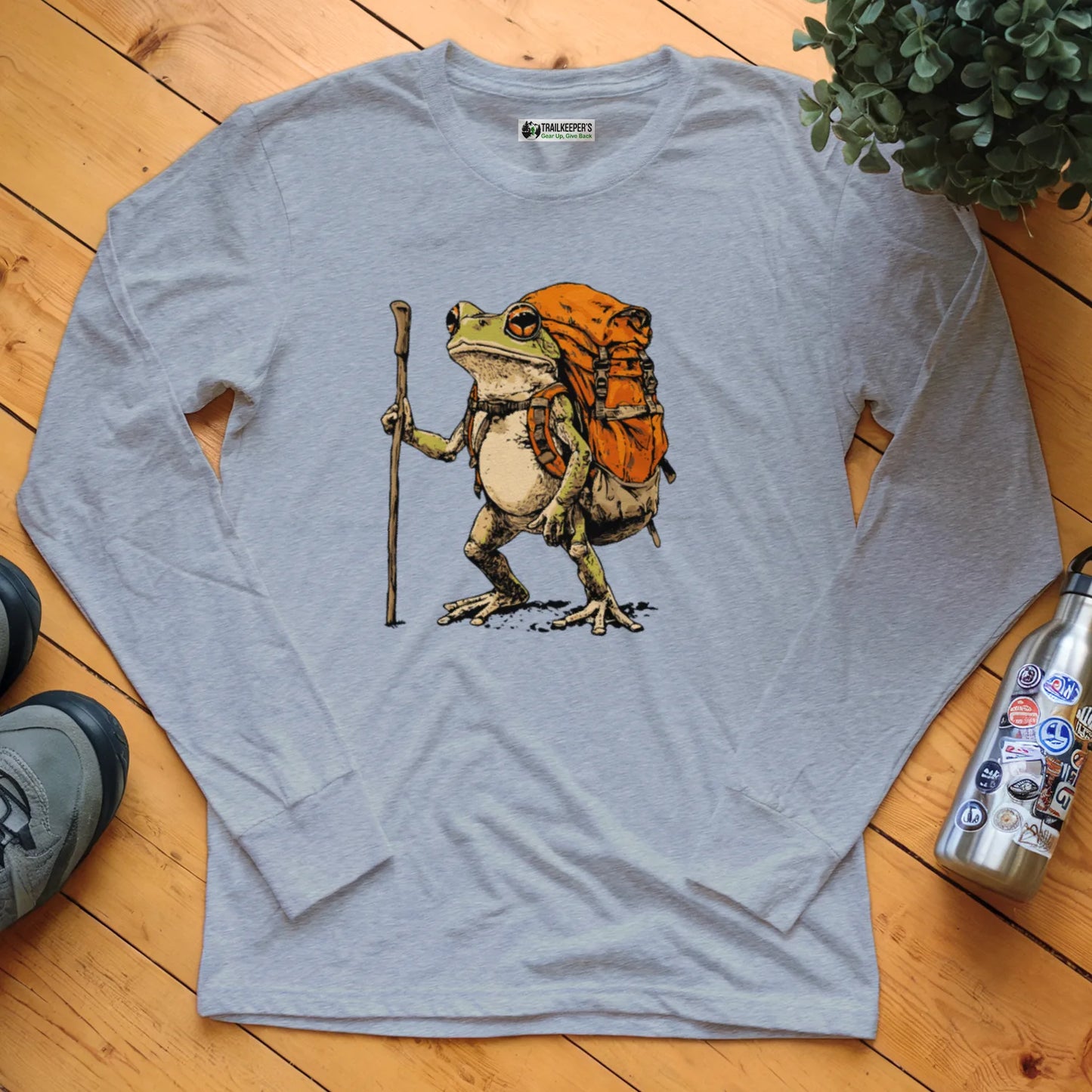 Green Tree Frog Backpacker Long Sleeve T-Shirt