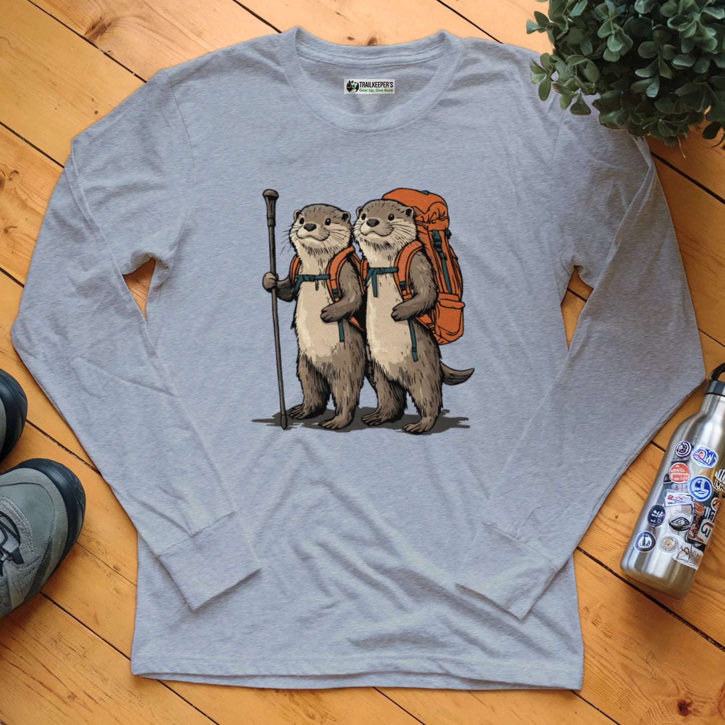 Otter Backpacker Couple Long Sleeve T-Shirt
