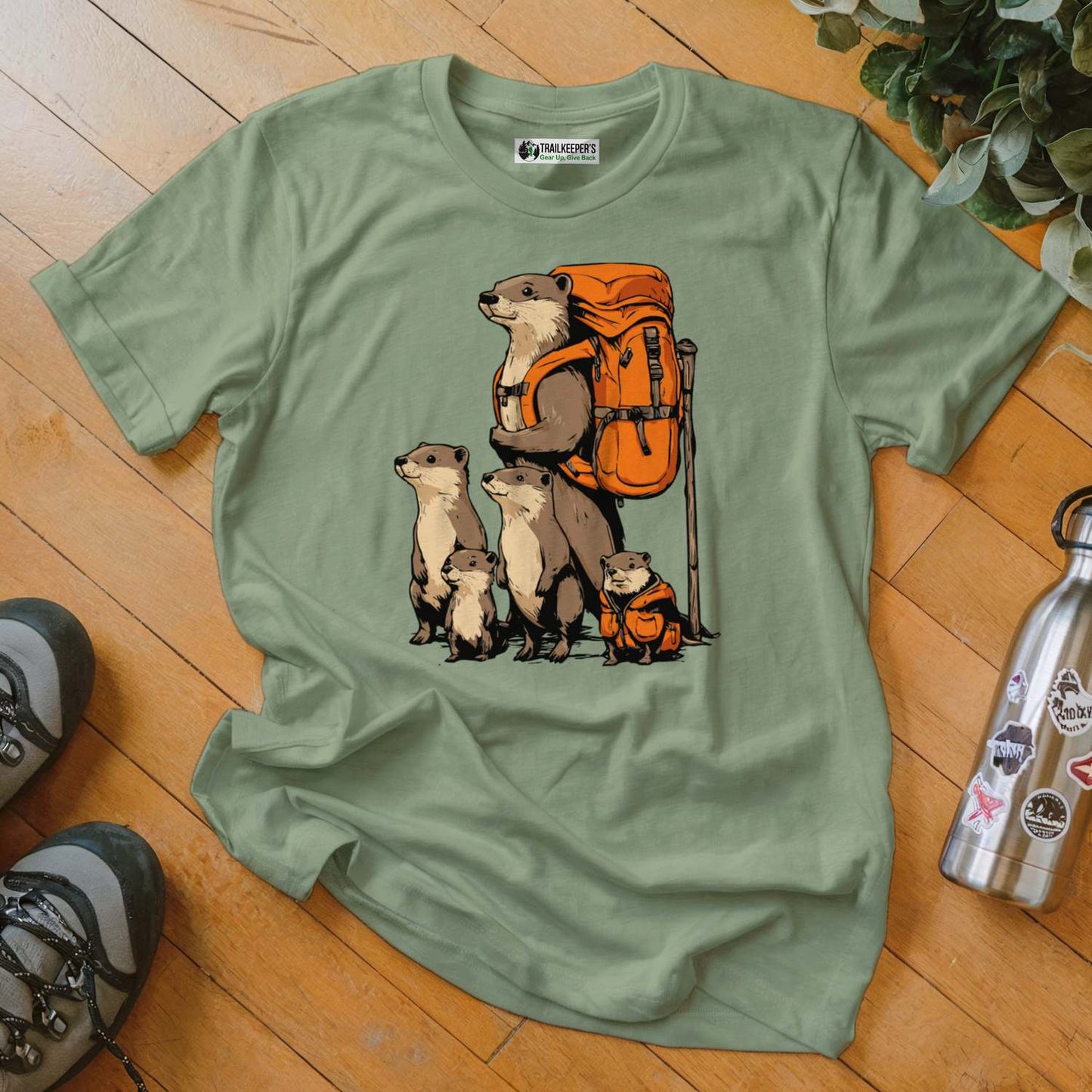 Otter Backpacker Family T-Shirt