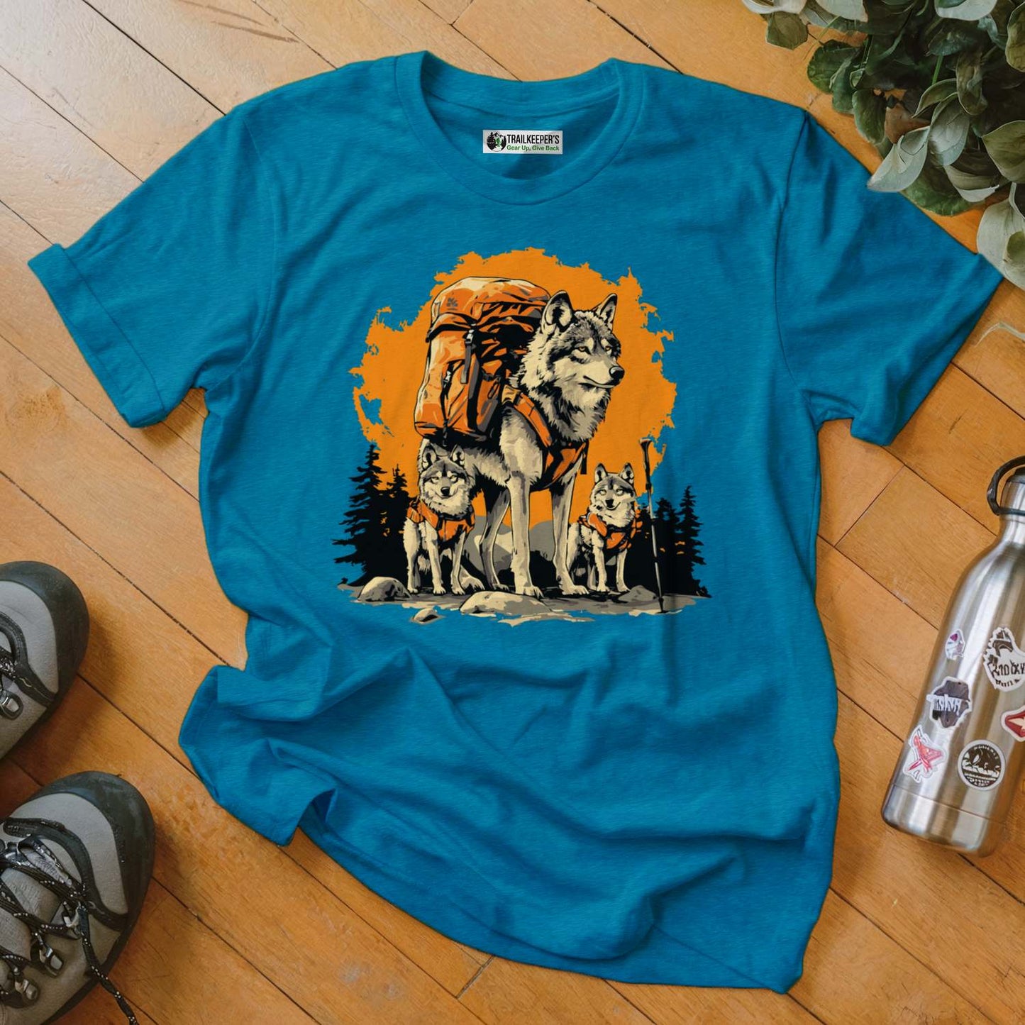 Wolf Backpacker Family T-Shirt