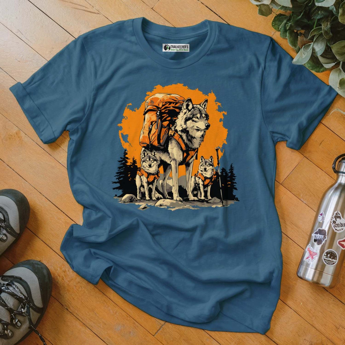 Wolf Backpacker Family T-Shirt