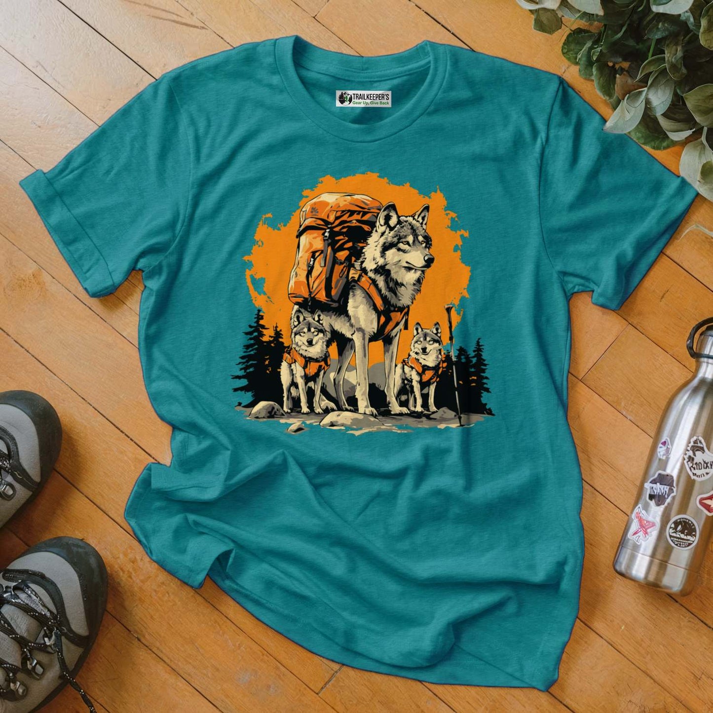 Wolf Backpacker Family T-Shirt