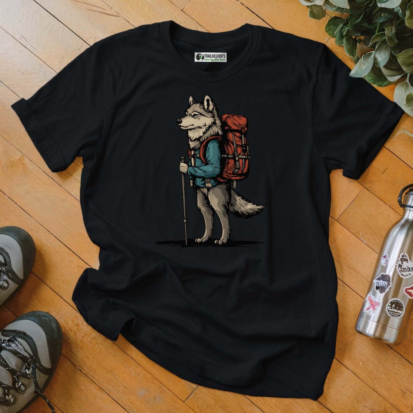 Wolf Backpacker T-Shirt