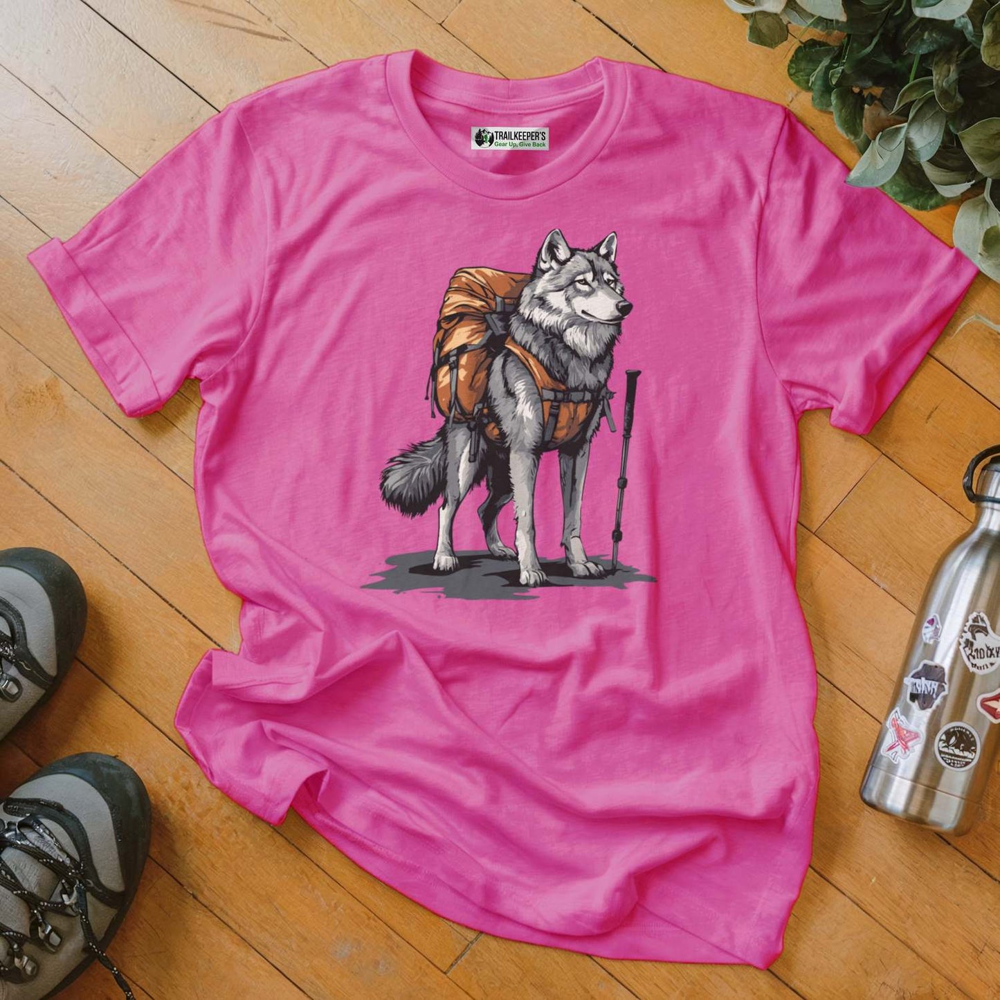 Wolf Backpacker T-Shirt