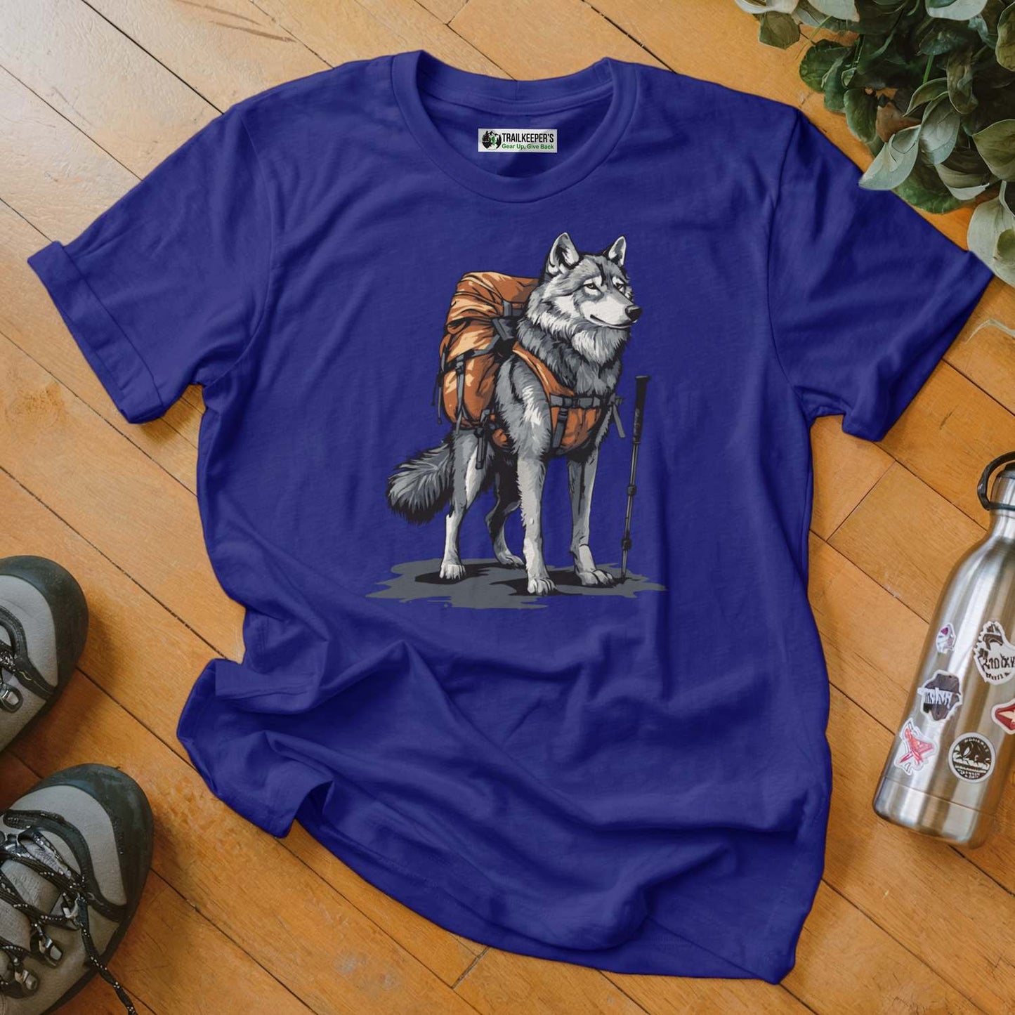 Wolf Backpacker T-Shirt